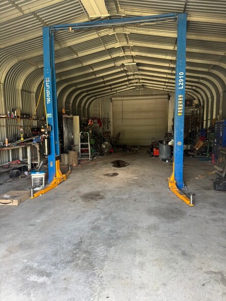 5155 Ridge rd, Wichita, KS for sale - Building Photo - Image 3 of 8