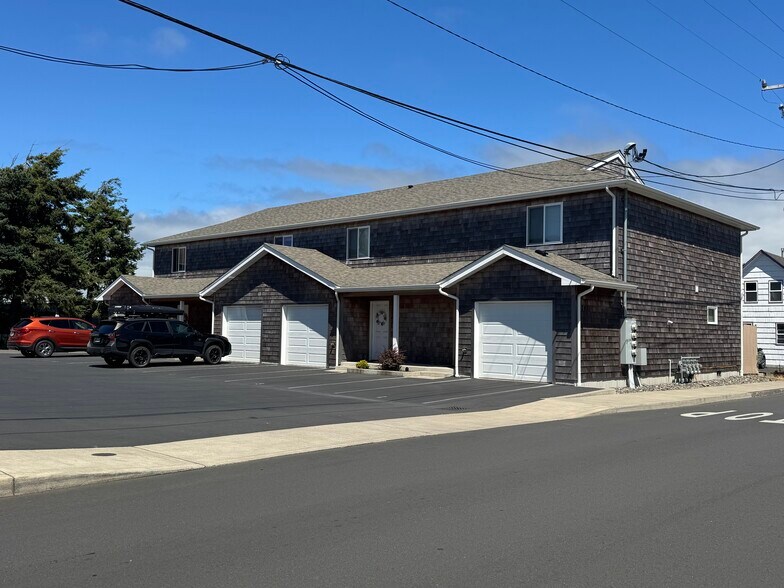 740 Avenue G, Seaside, OR à vendre - Photo du bâtiment - Image 3 de 18