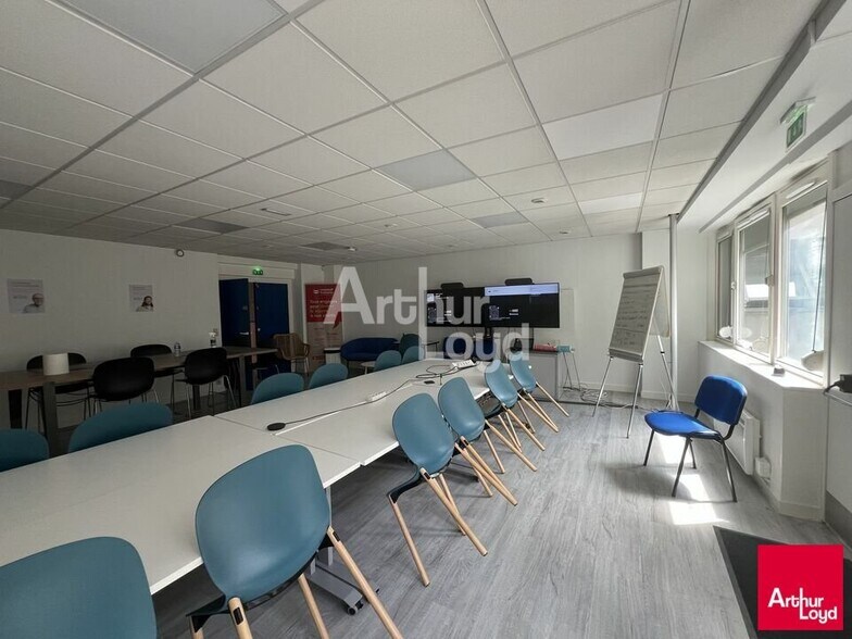 Office in Rennes for sale - Interior Photo - Image 2 of 4