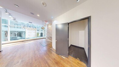 7 W 19th St, New York, NY for lease Interior Photo- Image 2 of 6