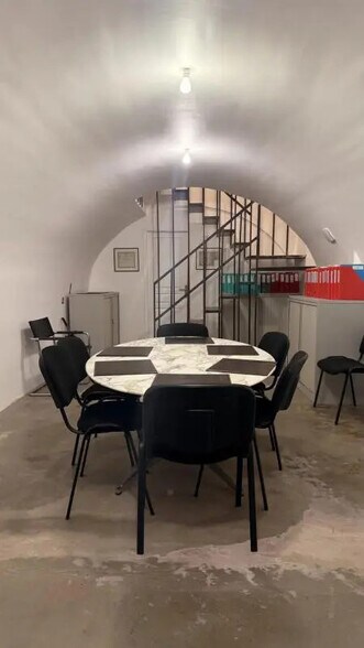 Commerce de détail dans Paris à vendre - Photo du bâtiment - Image 2 de 5