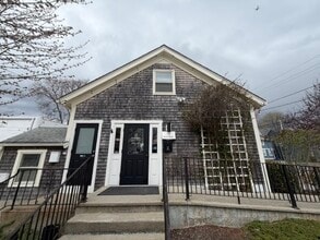 279 Water St, Warren, RI à louer Photo intérieure- Image 1 de 8