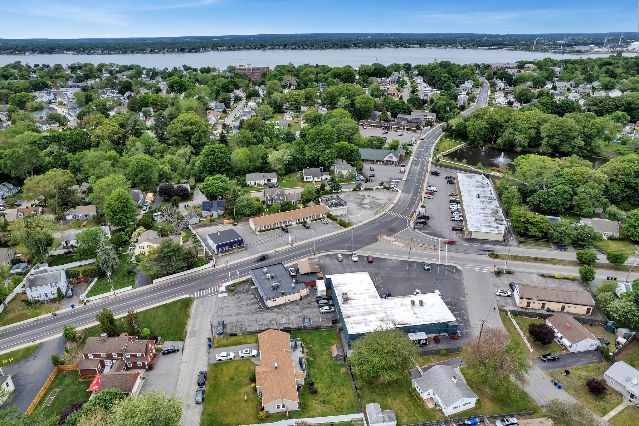 5 Forbes St, Riverside, RI à vendre Photo du bâtiment- Image 1 de 26