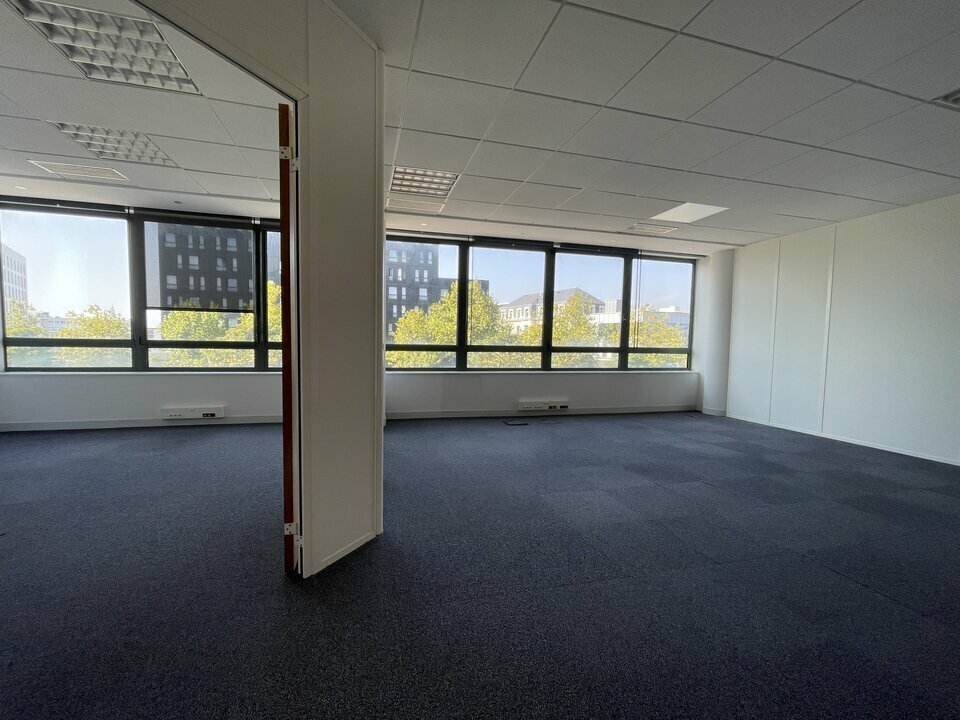 Office in Le Havre for lease Interior Photo- Image 1 of 11