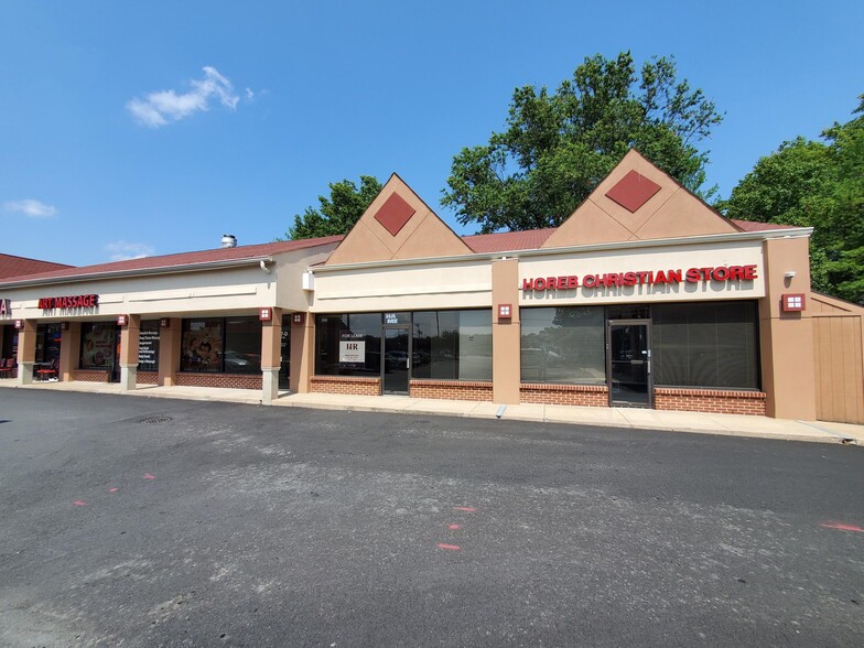 8723 Richmond Hwy, Alexandria, VA for lease - Building Photo - Image 3 of 28