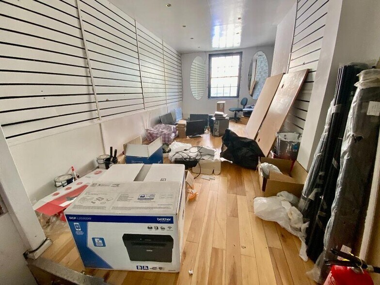 62 High St, Brentwood à vendre - Photo du bâtiment - Image 3 de 7