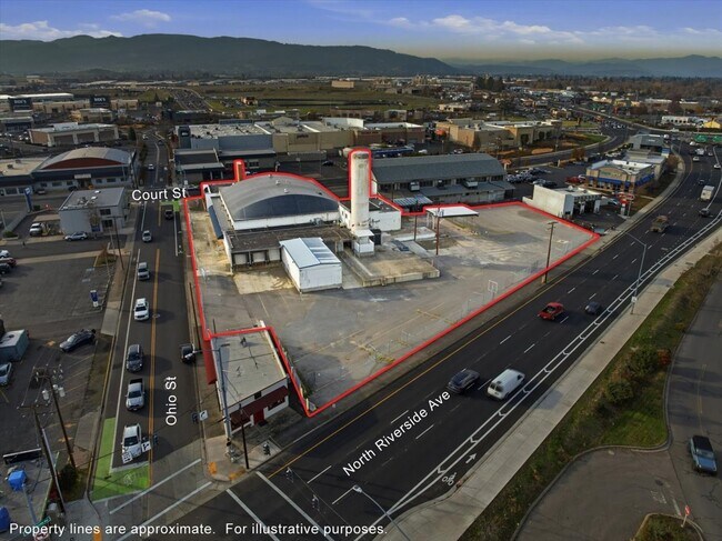 Plus de détails pour 1300 Court St, Medford, OR - Industriel à vendre