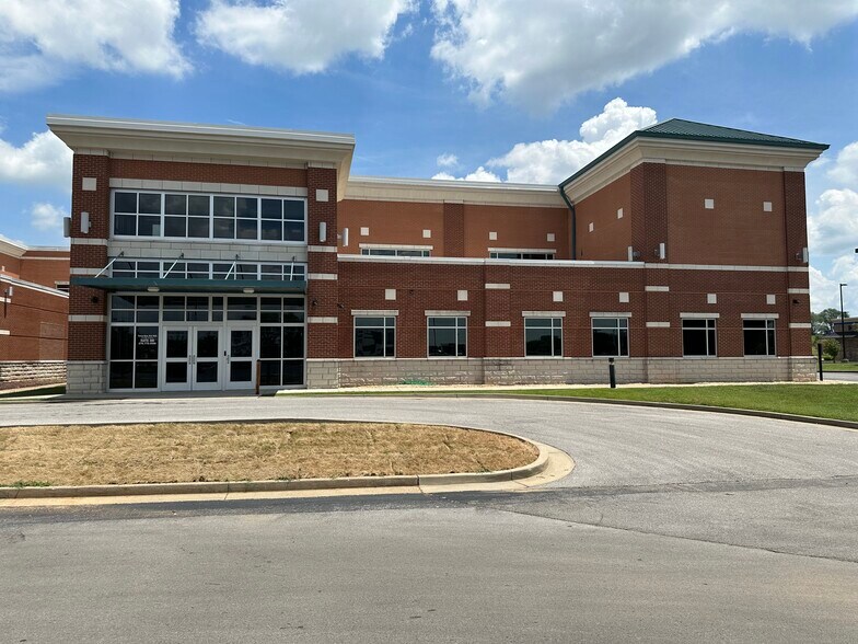 165 Natchez Trace Ave, Bowling Green, KY à louer - Photo du bâtiment - Image 2 de 22