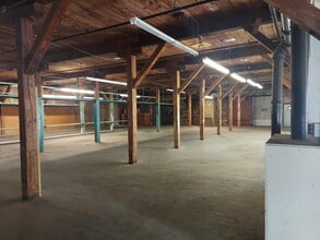 77 Merrimack St, Concord, NH for lease Interior Photo- Image 2 of 6