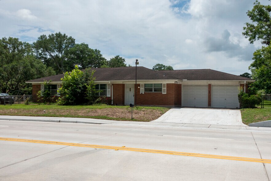 912 Richmond Parkway, Richmond, TX à vendre - Photo du bâtiment - Image 1 de 14