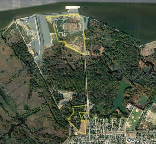 121 N Repauno Ave, Gibbstown, NJ à louer - Photo du bâtiment - Image 1 de 3