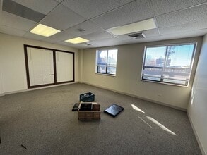 2055 S Oneida St, Denver, CO for lease Interior Photo- Image 2 of 5