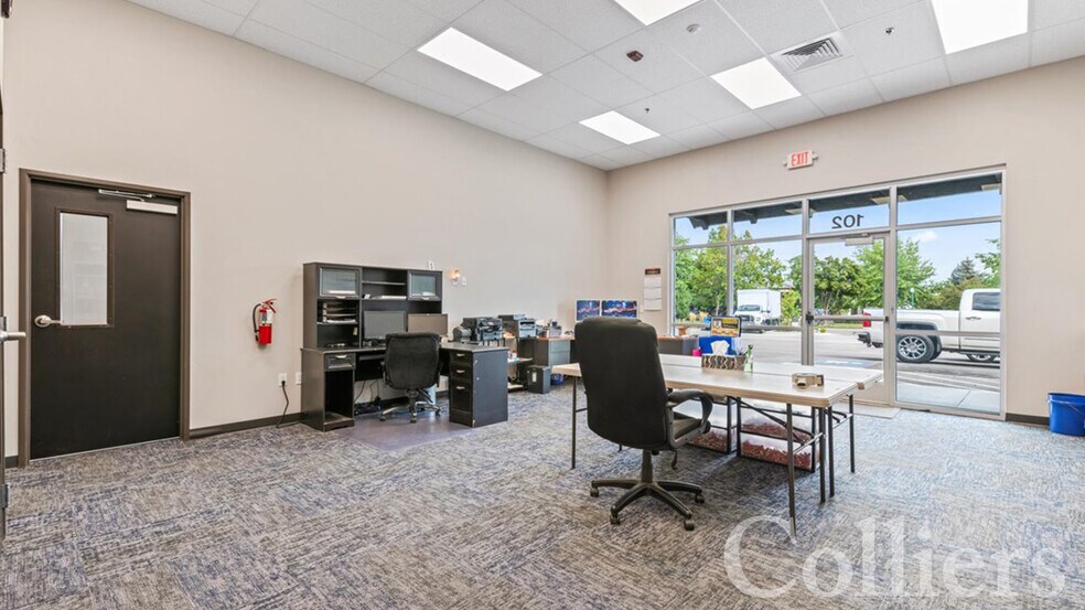 1395 E Iron Eagle, Eagle, ID à vendre - Photo intérieure - Image 3 de 12