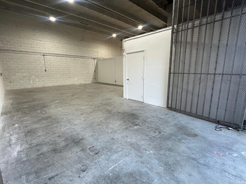 11453-11477 NW 34th St, Doral, FL à louer - Photo du bâtiment - Image 2 de 11