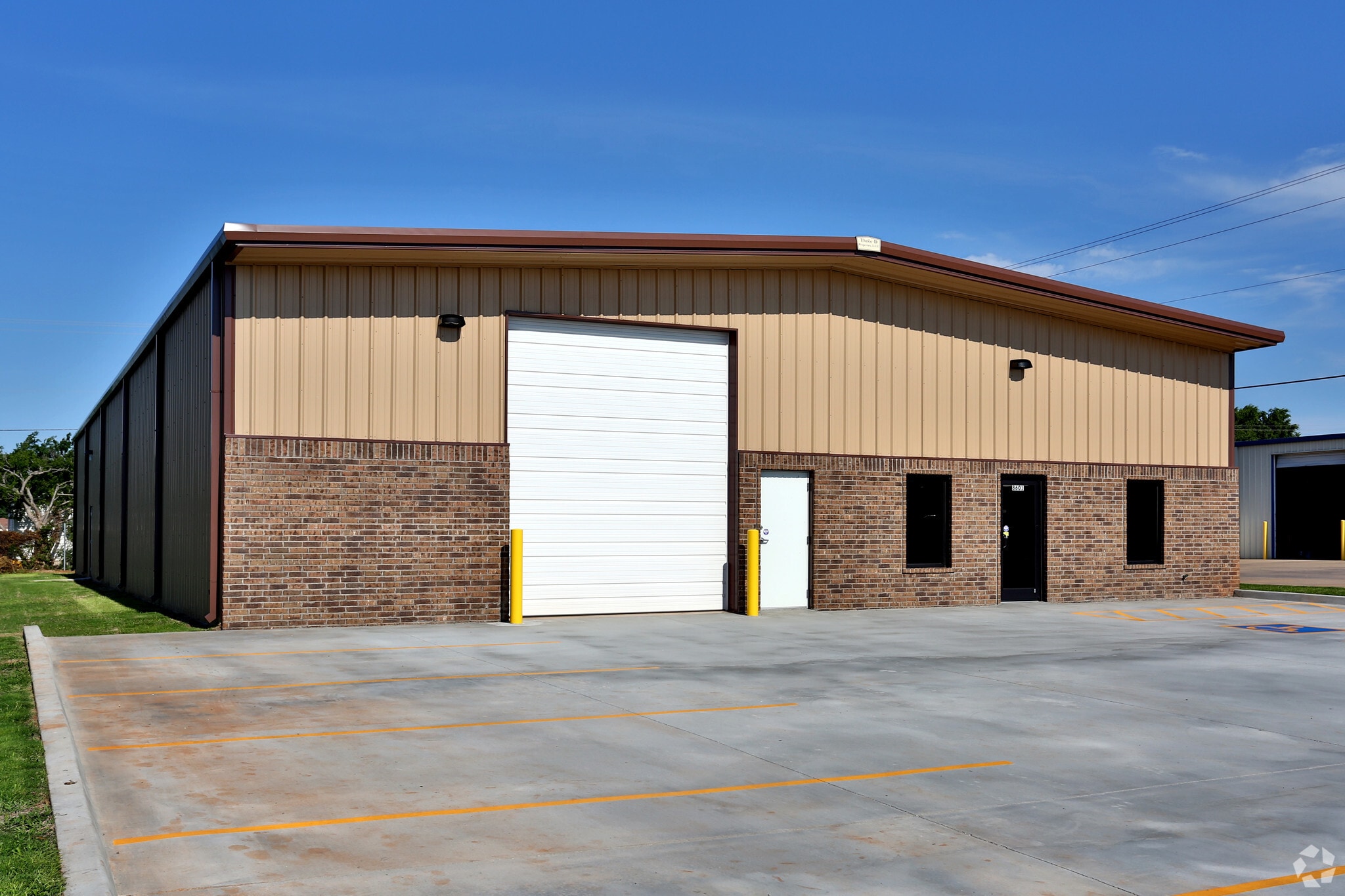 8601 Gateway Ter, Oklahoma City, OK à louer Photo principale- Image 1 de 5