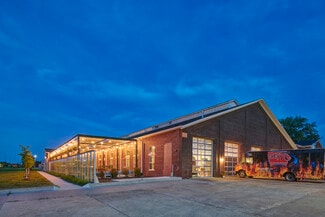 Plus de détails pour 111 S 11th St, West Des Moines, IA - Commerce de détail à louer