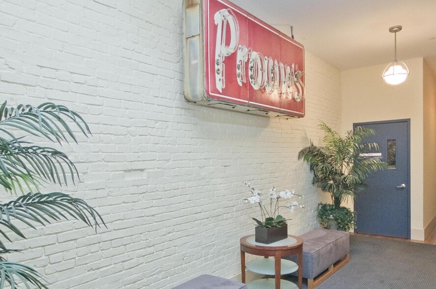 34 Broad St, Red Bank, NJ for lease - Lobby - Image 3 of 12