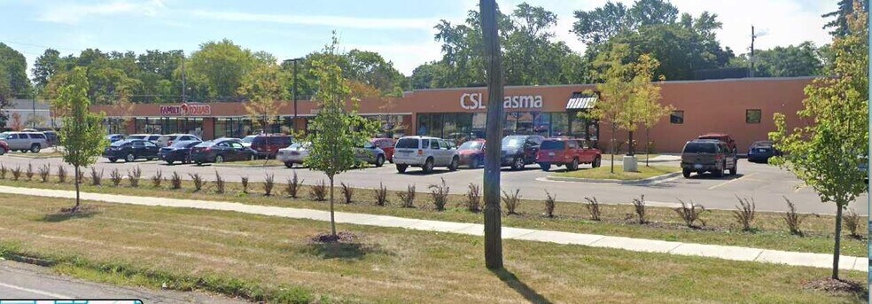 135 W Prospect St, Jackson, MI à vendre - Photo du bâtiment - Image 3 de 5