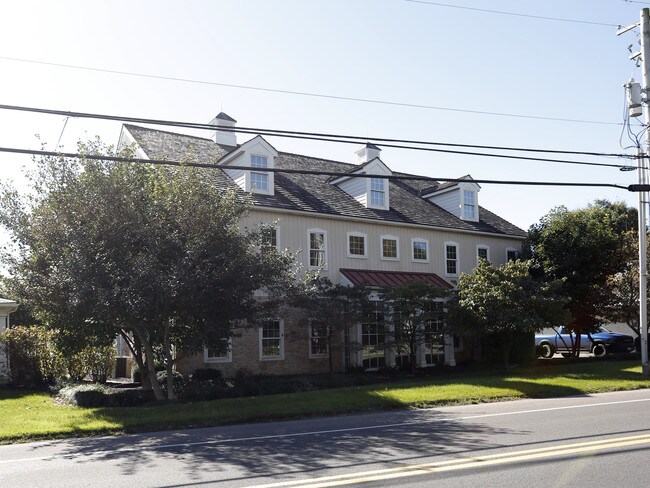 More details for 342 E Main St, Leola, PA - Office for Lease