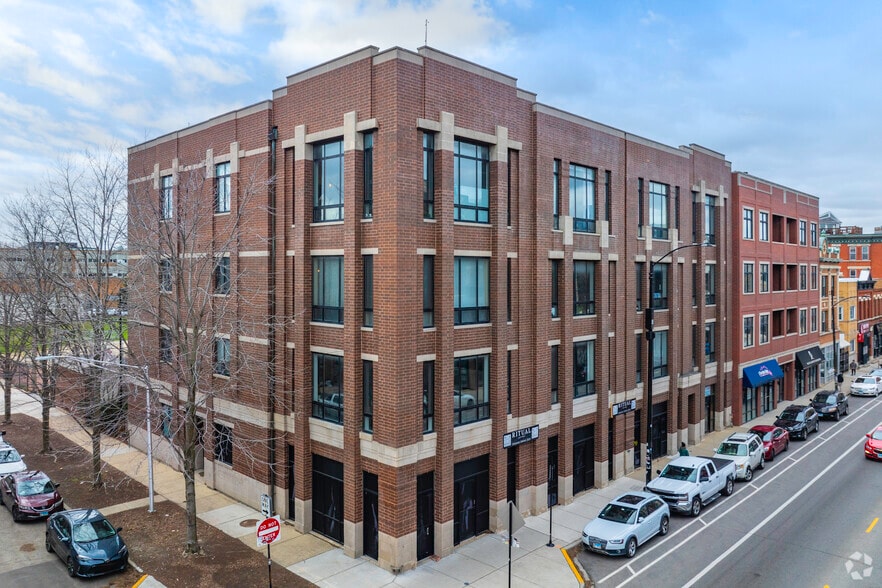 2239 W North Ave, Chicago, IL for lease - Building Photo - Image 1 of 18