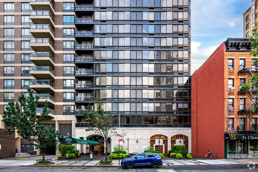 414-418 E 59th St, New York, NY for sale - Building Photo - Image 2 of 12