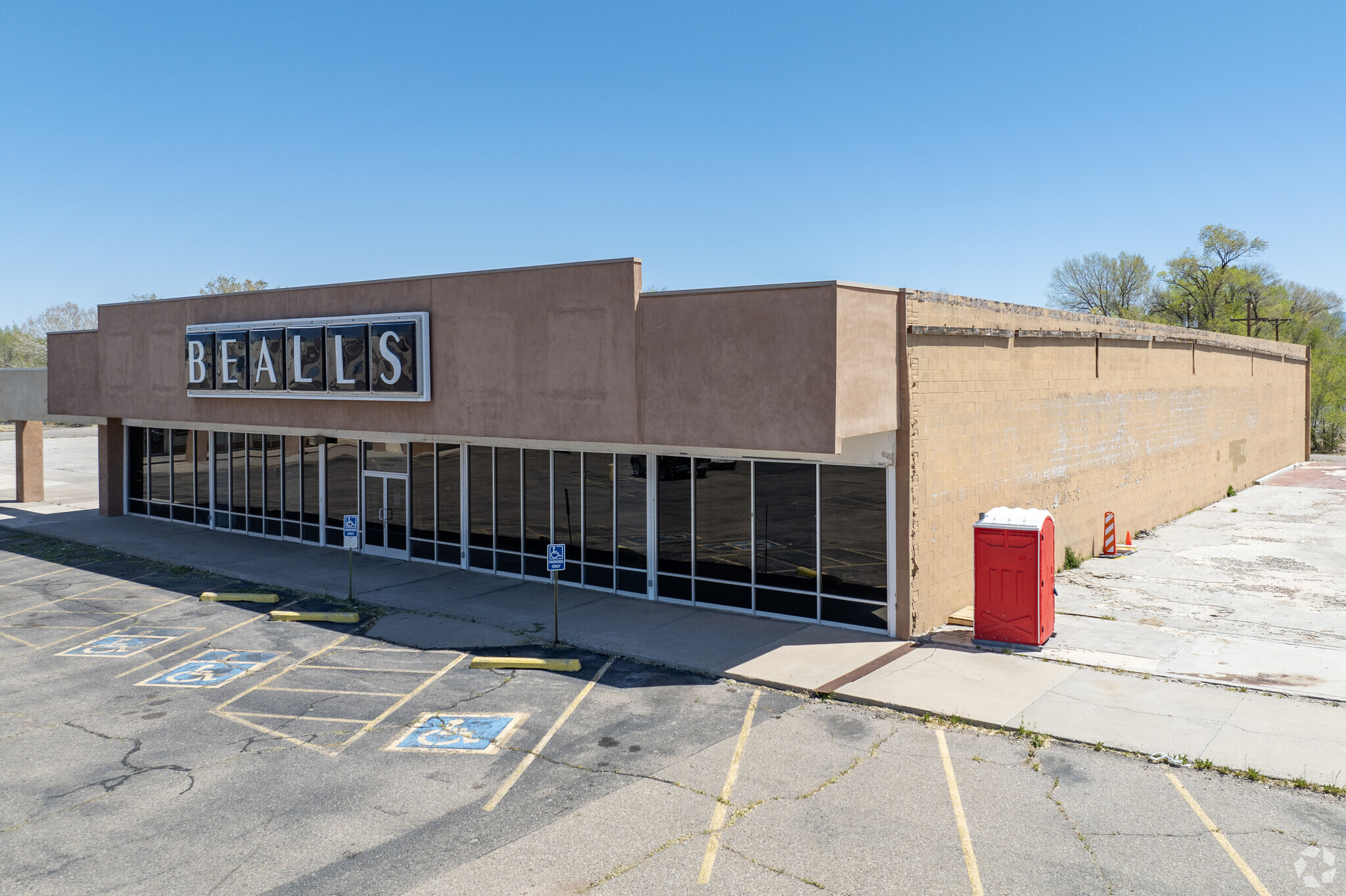 164 Caldwell Ave, Belen, NM for lease Primary Photo- Image 1 of 14