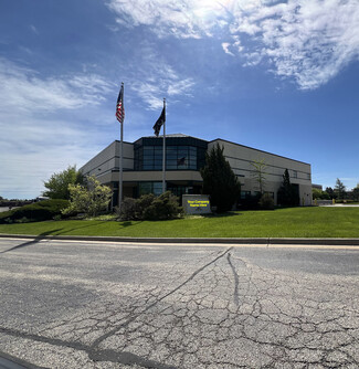 Plus de détails pour 933 Tower Rd, Mundelein, IL - Industriel à vendre