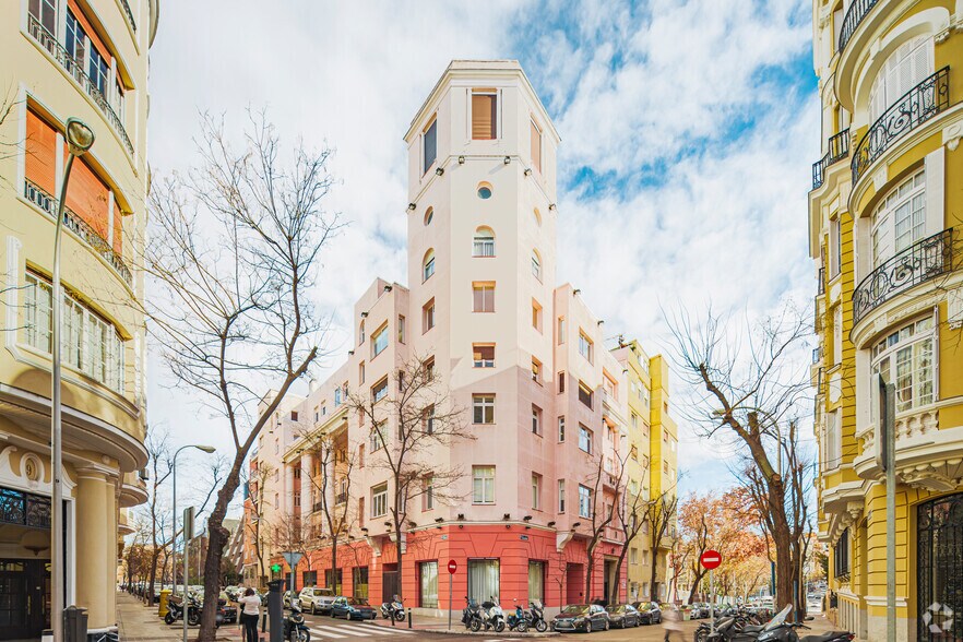 Calle Marqués Riscal, 11, Madrid, Madrid à louer - Photo principale - Image 1 de 4