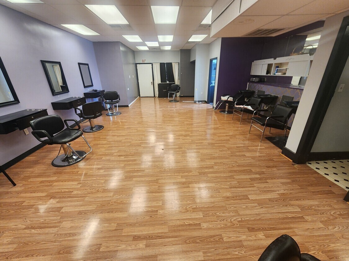 17520 Virginia Ave, Hagerstown, MD à louer Photo intérieure- Image 1 de 4