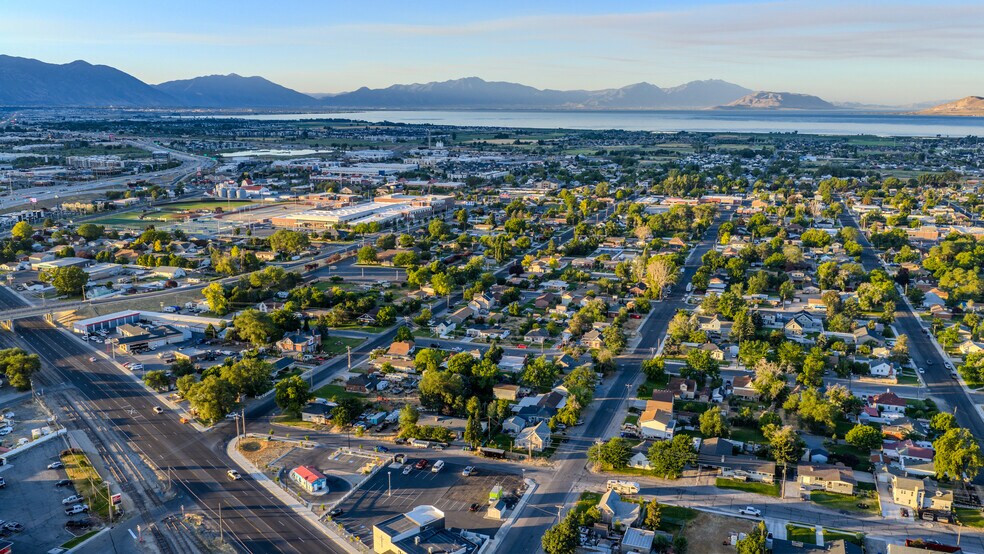 390 E State St, Lehi, UT à vendre - Photo du bâtiment - Image 2 de 3