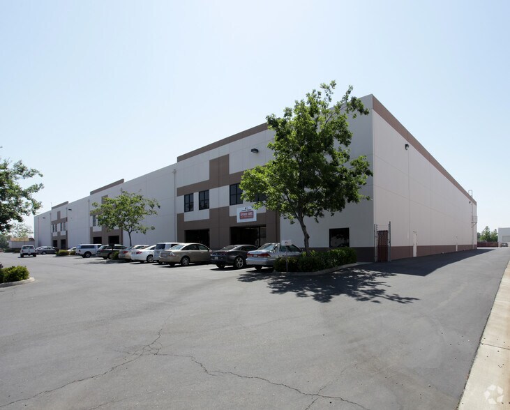 1000 Business Park Dr, Dixon, CA à louer - Photo du bâtiment - Image 2 de 4