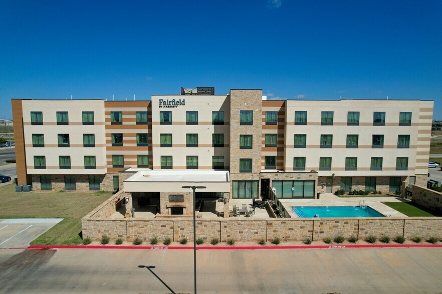 6435 50th St, Lubbock, TX à vendre - Photo du bâtiment - Image 2 de 19