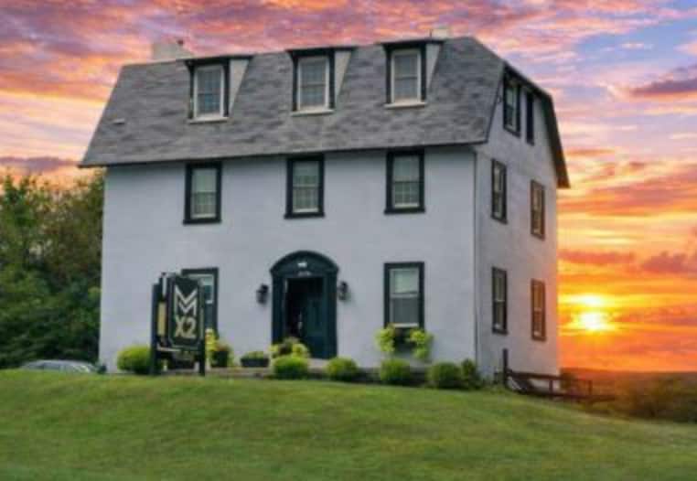 676 W Germantown Pike, Plymouth Meeting, PA à vendre Photo intérieure- Image 1 de 14