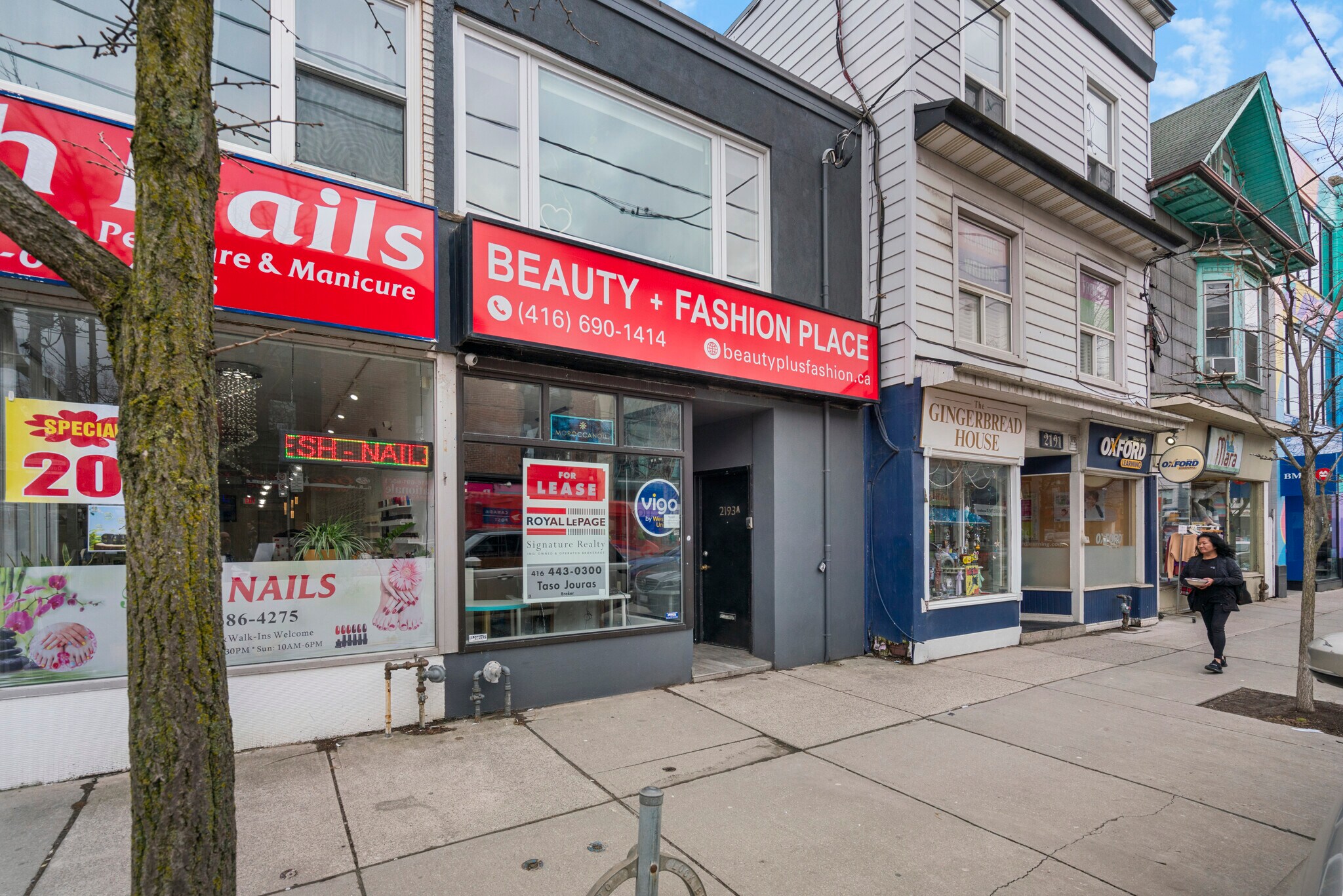 2193 Queen St E, Toronto, ON à vendre Photo du bâtiment- Image 1 de 1