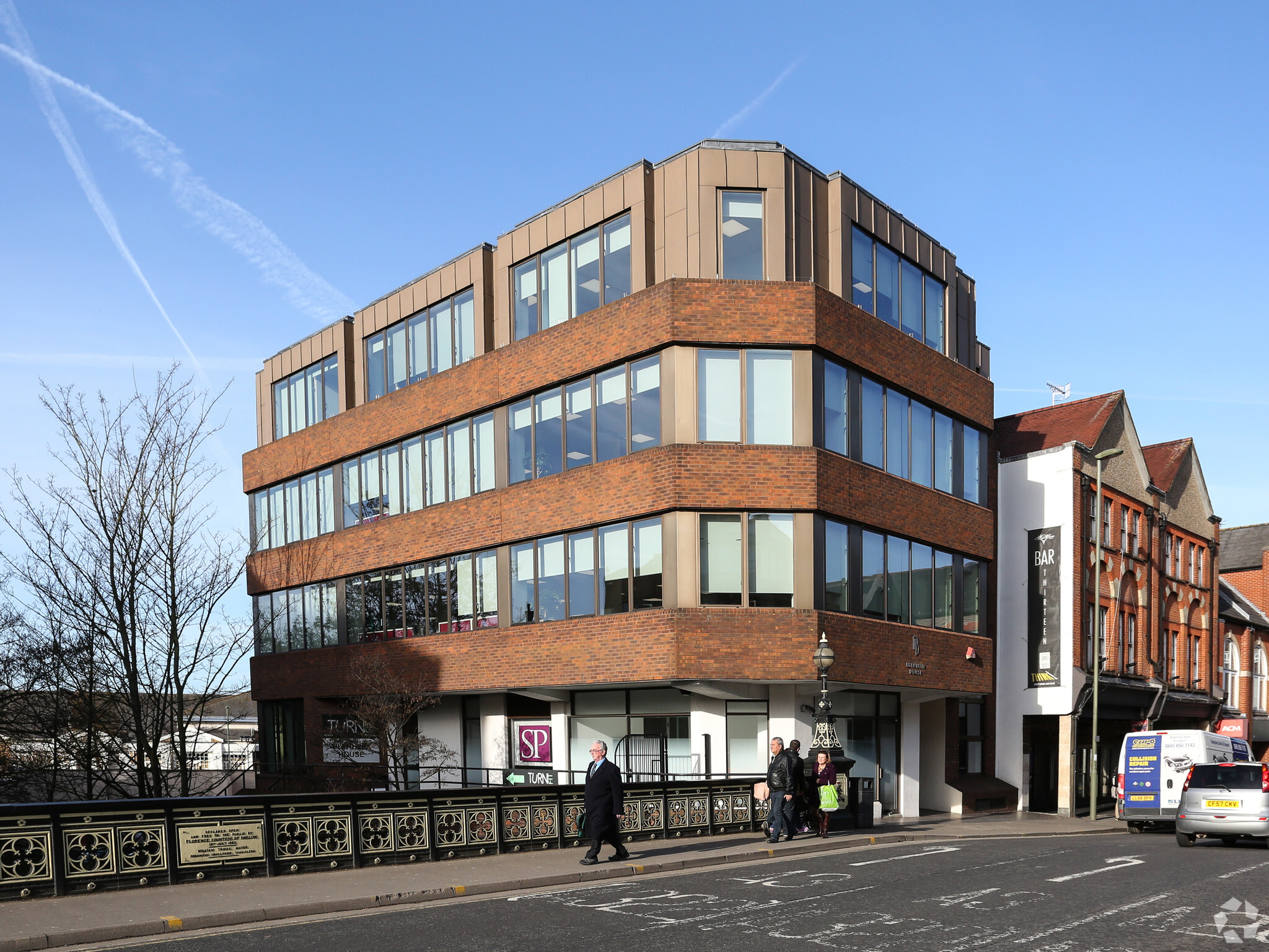 1-2 Bridge St, Guildford for sale Primary Photo- Image 1 of 1