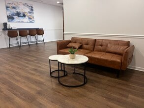 121 S Broad St, Philadelphia, PA for lease Interior Photo- Image 2 of 5