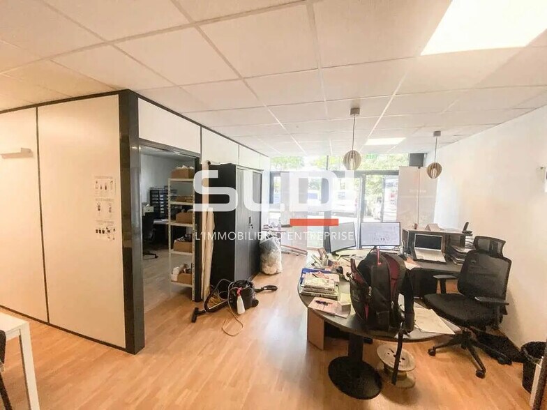 Office in Décines-Charpieu for lease - Interior Photo - Image 3 of 5