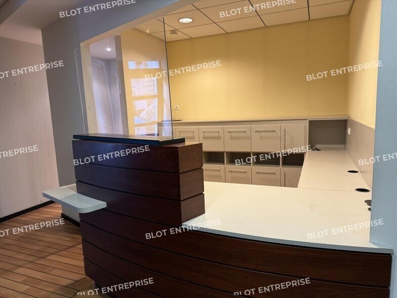 Office in Brest for lease - Interior Photo - Image 3 of 6