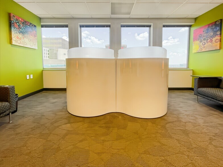 325 N Saint Paul St, Dallas, TX for lease - Interior Photo - Image 2 of 14