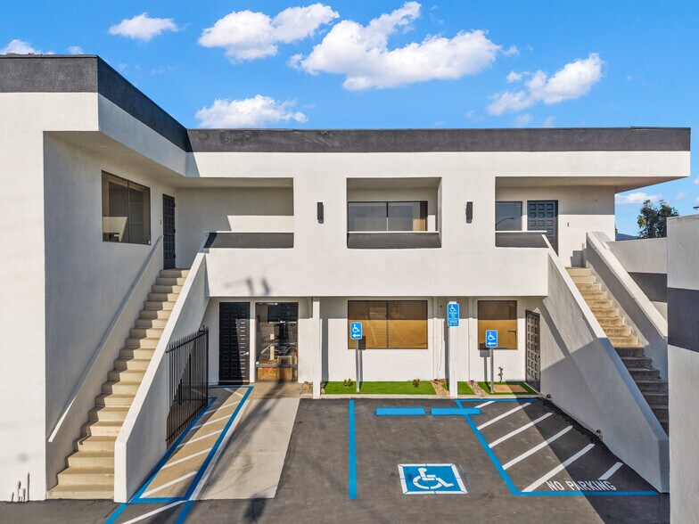 620 E Main St, El Cajon, CA à louer - Photo du bâtiment - Image 2 de 7