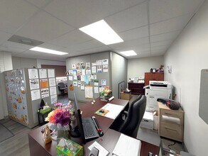 5 E Main St, Everett, PA for lease Interior Photo- Image 2 of 22