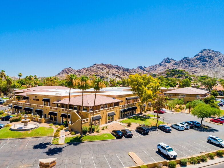 7500 N Dreamy Draw Dr, Phoenix, AZ for lease - Building Photo - Image 1 of 3