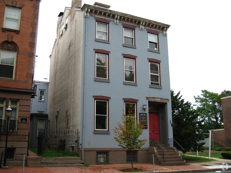 142 W State St, Trenton, NJ for lease - Building Photo - Image 1 of 5