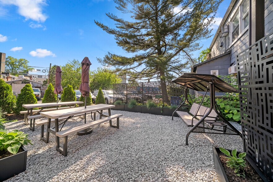 42-44 Bergen St, Englewood, NJ à vendre - Photo du bâtiment - Image 3 de 8