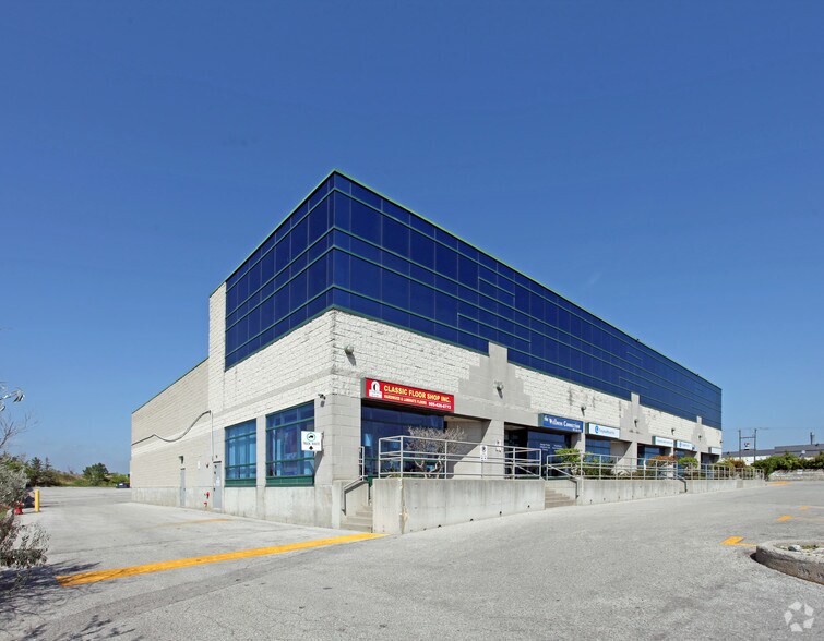 360 Bayly St W, Ajax, ON à louer - Photo du bâtiment - Image 2 de 2