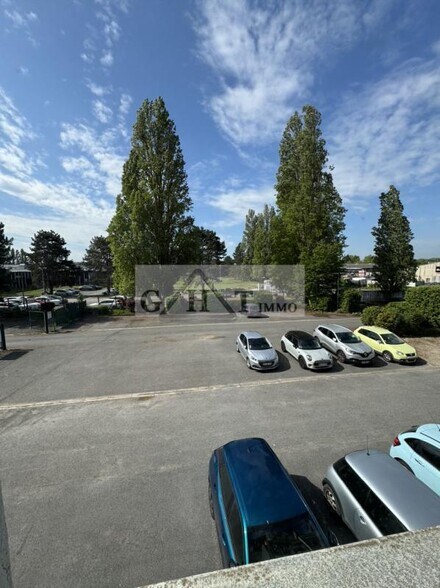 Industrial in Nogent-sur-Oise for sale - Building Photo - Image 3 of 3