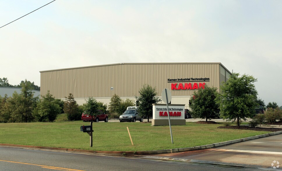 231 Bourne Blvd, Savannah, GA à louer - Photo du bâtiment - Image 2 de 16