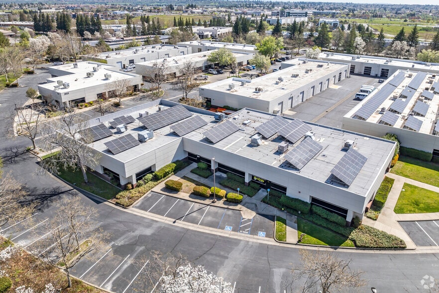 3855 Atherton Rd, Rocklin, CA à louer - Aérien - Image 2 de 8