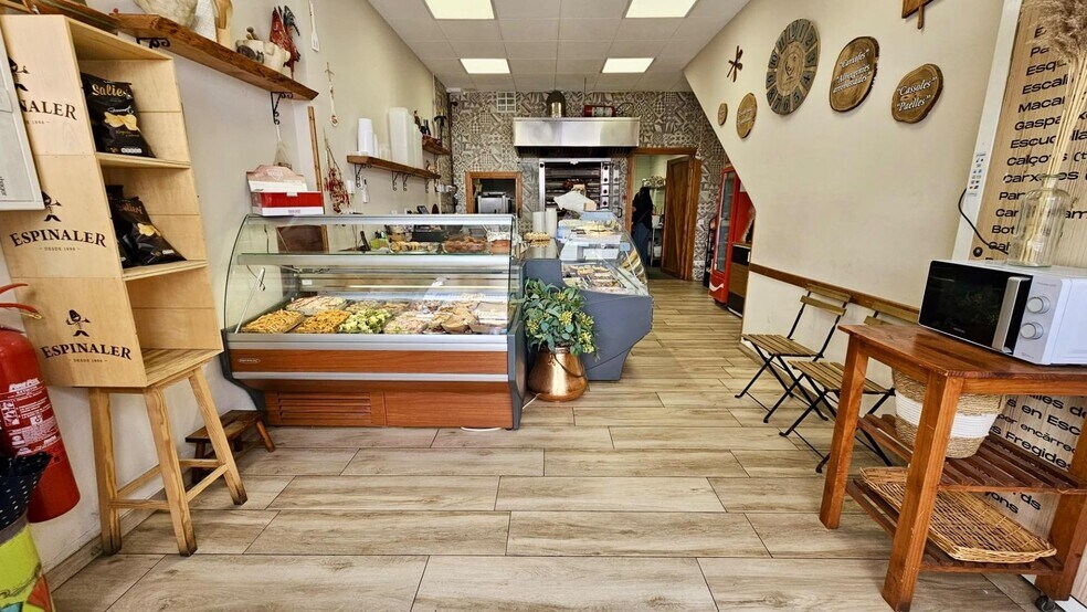 Retail in Calella, Barcelona for lease - Interior Photo - Image 2 of 3
