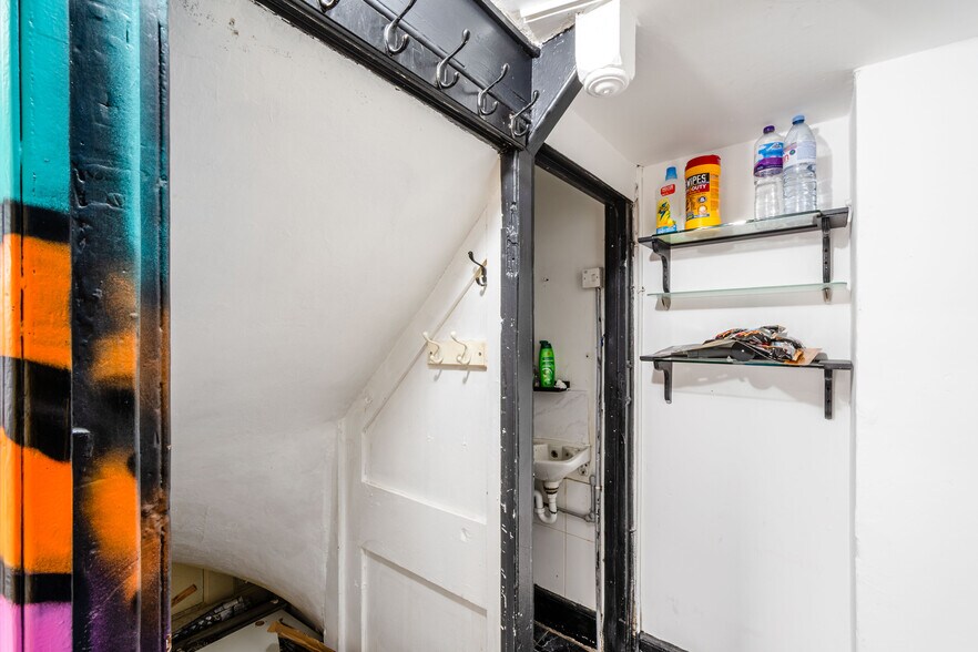 41 Brick Ln, Londres à louer - Photo du bâtiment - Image 3 de 11